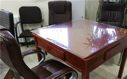 麻将桌选购指南与家庭商用场景功能配置解析 麻将桌选购指南与家庭商用场景功能配置解析